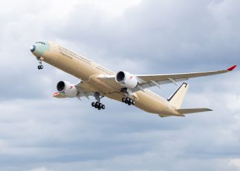 Fim das escalas? Este avião pode voar por até 22 horas seguidas